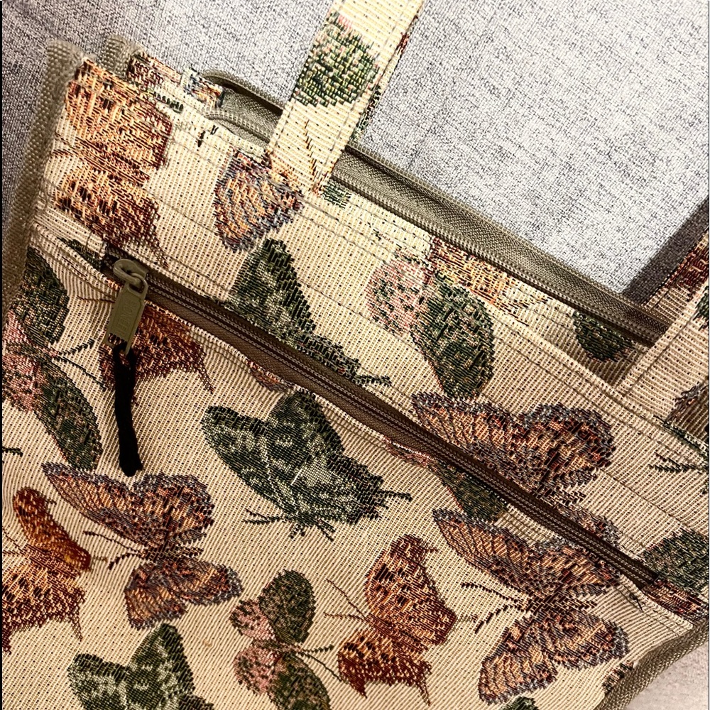 Vintage Never Used Butterfly Handbag with Matching Coin Purse